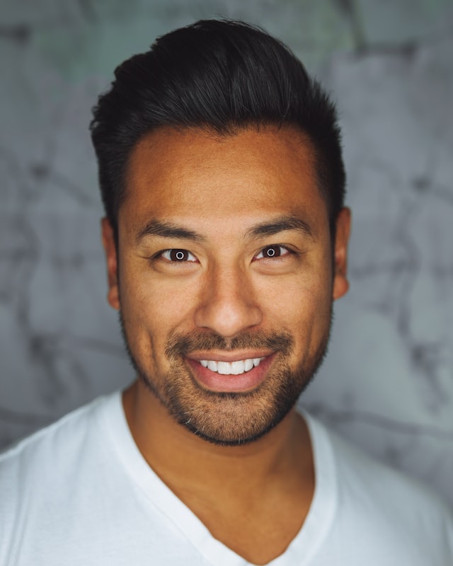 Portrait of Marcus Deleon, Investment Advisor